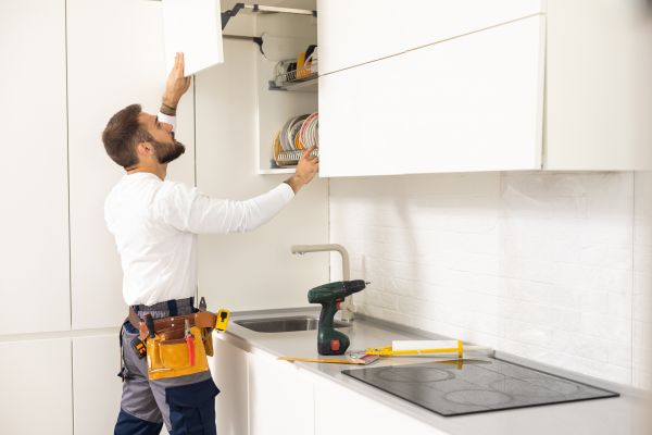 Cabinet Service in Hopkins